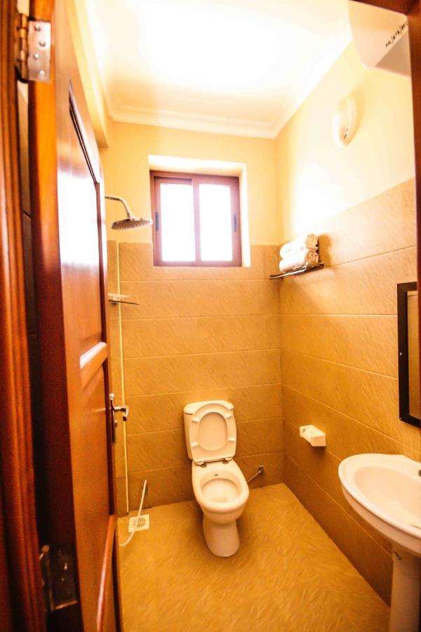 Panone Hotel Boma Boma la Ngombe Bagian luar foto